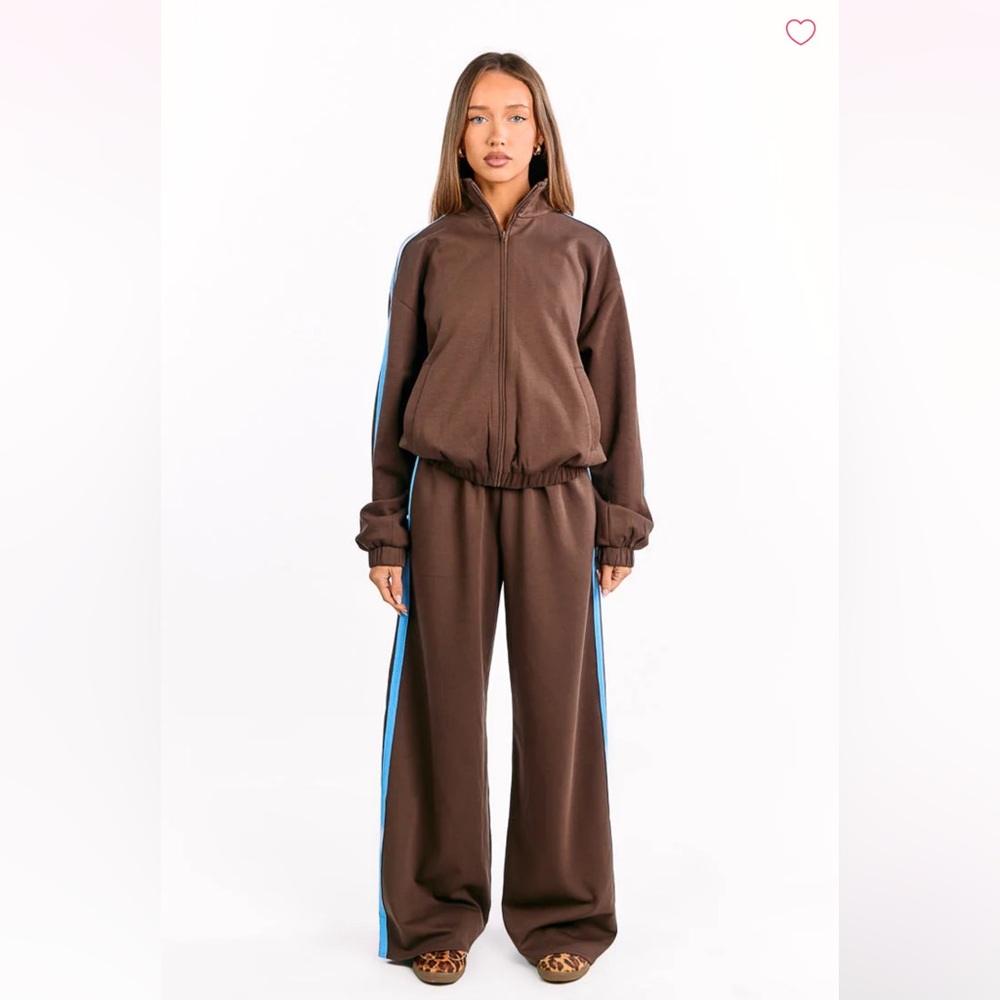 beginning boutique brown & blue striped track suit - Picture 2 of 12